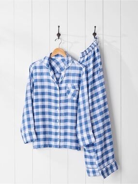 Serena & Lily Blue Gingham Women's Pajama Set